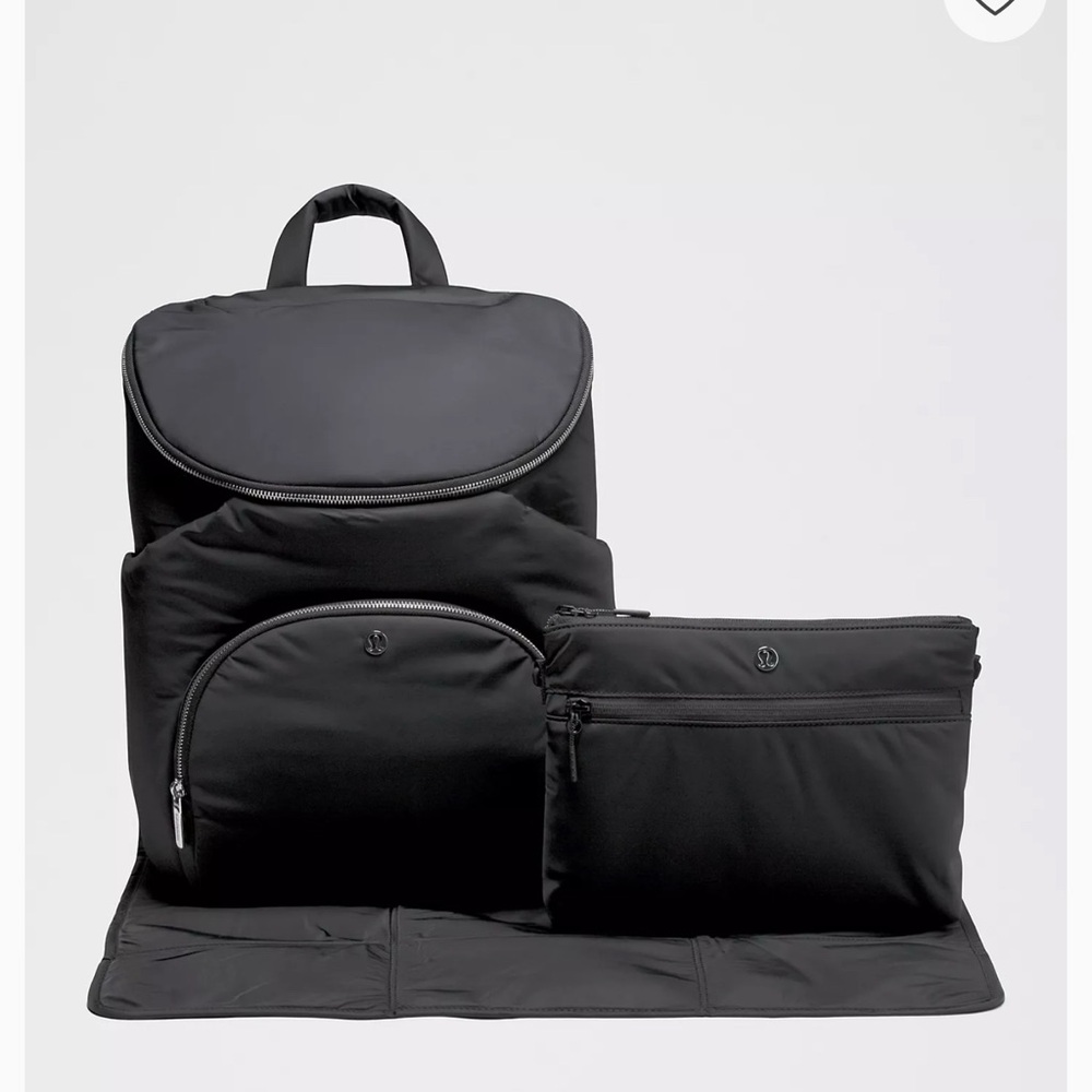Lululemon new parent backpack 17L